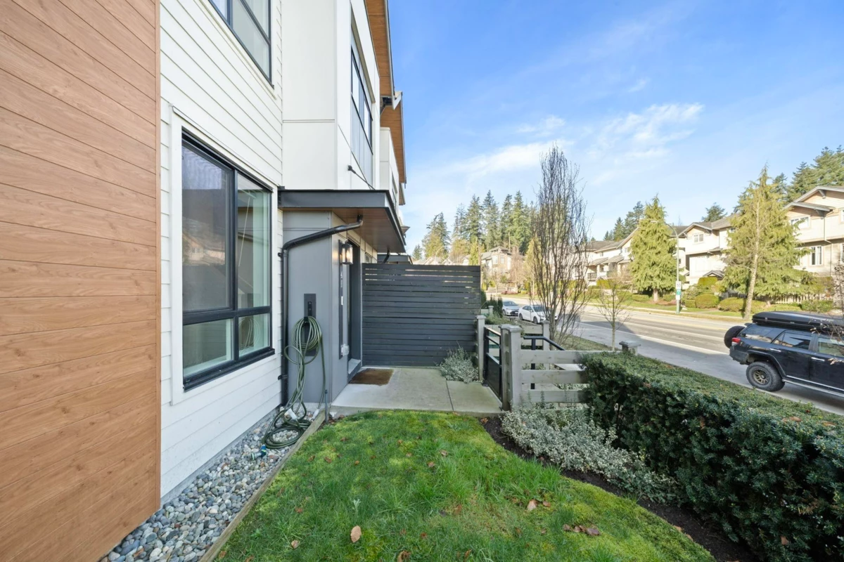 Hot Tub / Spa Photo of 41 15151 Edmund Drive, Surrey, BC