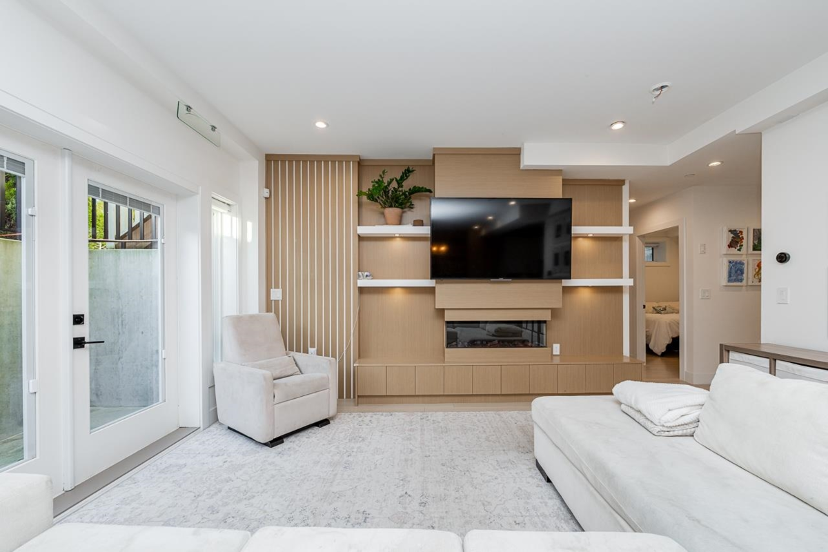 Living Room Photo of 3896 Welwyn Street, Vancouver, BC