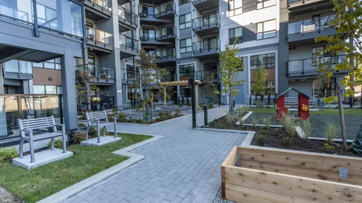 Laundry Room Photo of 417 13458 95 Avenue, Surrey, BC