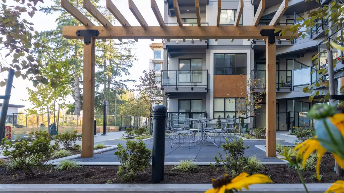 Mudroom Photo of 417 13458 95 Avenue, Surrey, BC