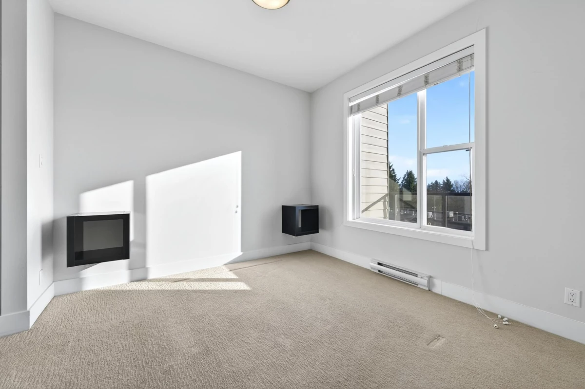 Guest Bathroom Photo of 430 15956 86a Avenue, Surrey, BC