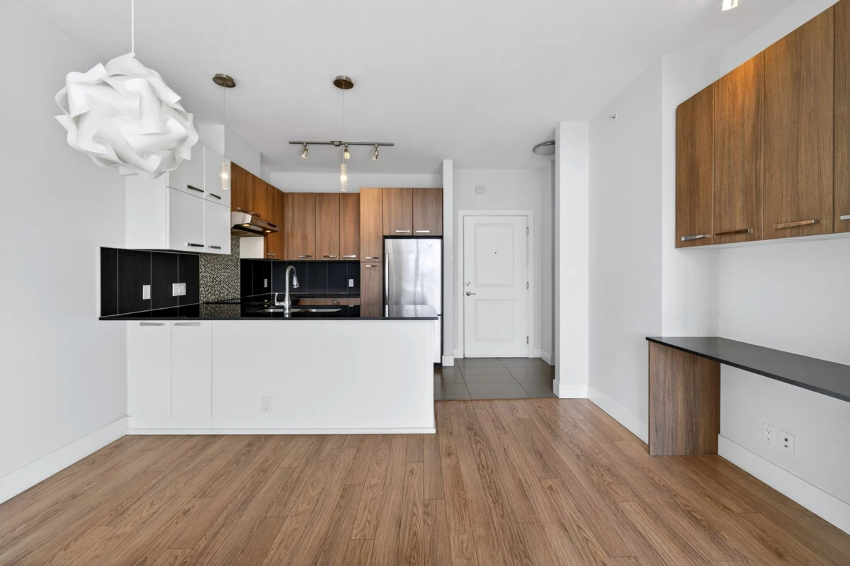 Primary Bathroom Photo of 430 15956 86a Avenue, Surrey, BC