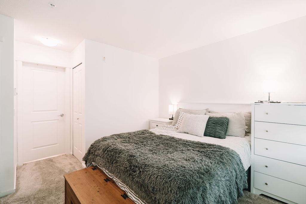 Bedroom 4 Photo of 113 600 Klahanie Drive, Port Moody, BC