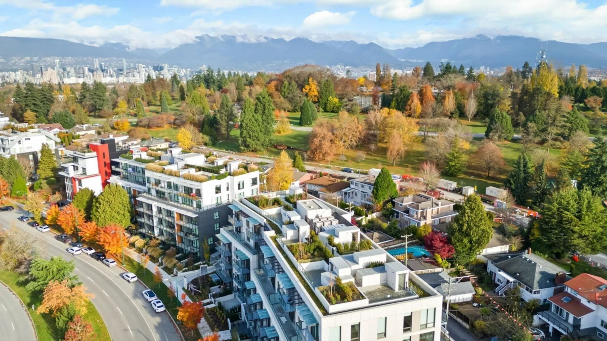 Front Yard Photo of 503 5212 Cambie Street, Vancouver, BC