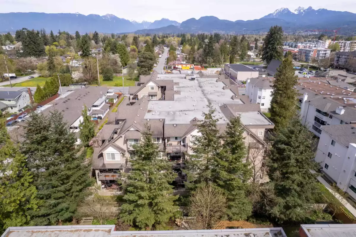 Hallway Photo of 109 22150 Dewdney Trunk Road, Maple Ridge, BC