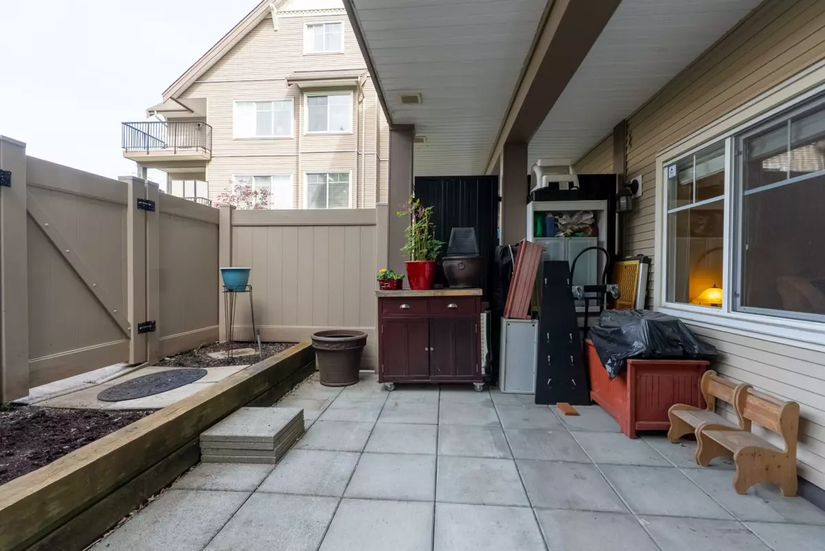 Office / Den Photo of 109 22150 Dewdney Trunk Road, Maple Ridge, BC