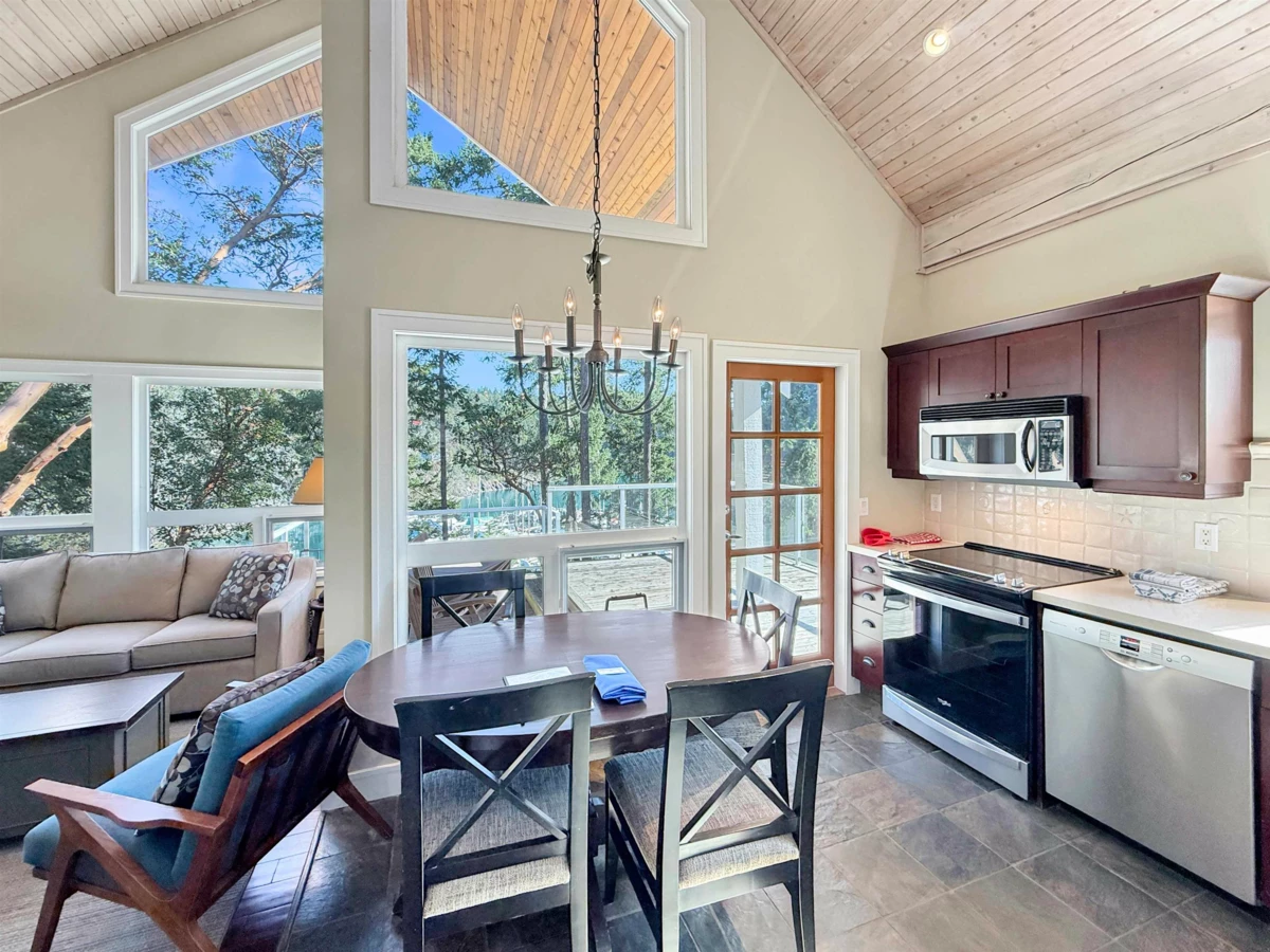 Living Room Photo of 14C 2315 Mackinnon Road, Pender Island, BC