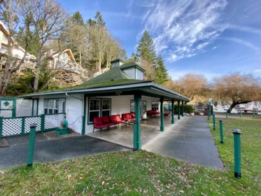 Hot Tub / Spa Photo of 14C 2315 Mackinnon Road, Pender Island, BC