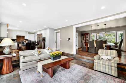 Breakfast Nook Photo of 13386 18a Avenue, Surrey, BC