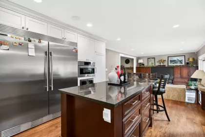 Kitchen Photo of 13386 18a Avenue, Surrey, BC
