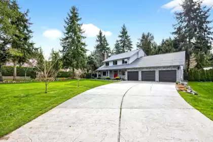Outdoor Deck Photo of 13386 18a Avenue, Surrey, BC