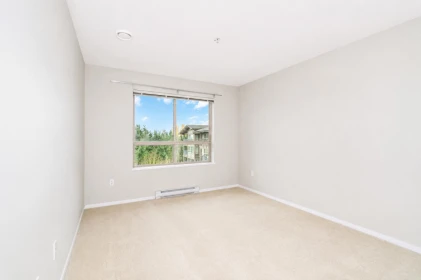 Breakfast Nook Photo of 405 3110 Dayanee Springs Boulevard, Coquitlam, BC