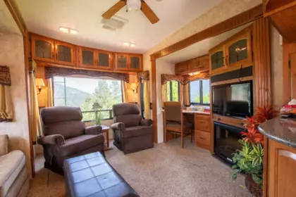 Loft / Bonus Room Photo of 164 1436 Frost Road, Chilliwack, BC