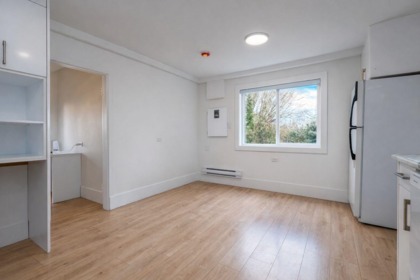 Walk-In Closet Photo of 16952 40 Avenue, Surrey, BC