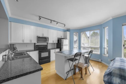 Powder Room Photo of 52 7155 189 Street, Surrey, BC