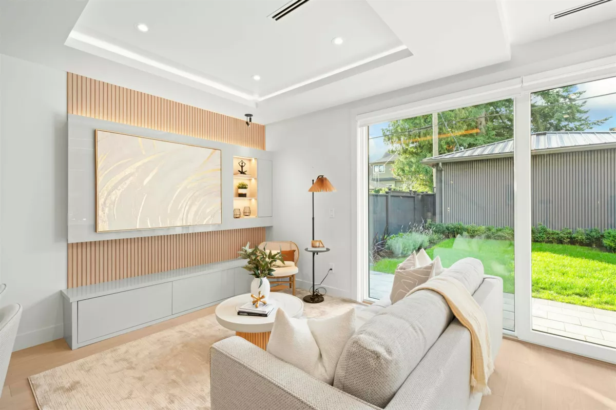 Family Room Photo of 2 3466 W 22nd Avenue, Vancouver, BC