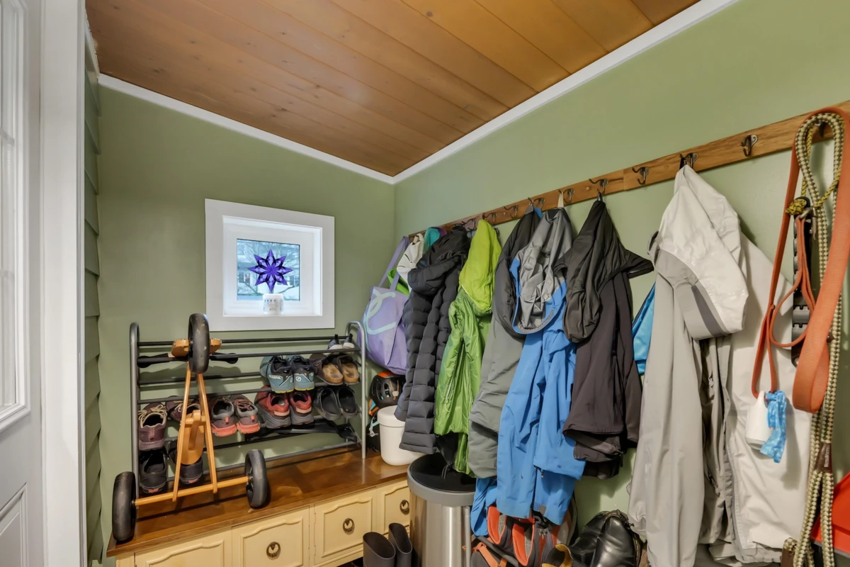 Family Room Photo of 4 40022 Government Road, Squamish, BC