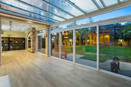 Hot Tub / Spa Photo of 4191 Westminster Highway, Richmond, BC
