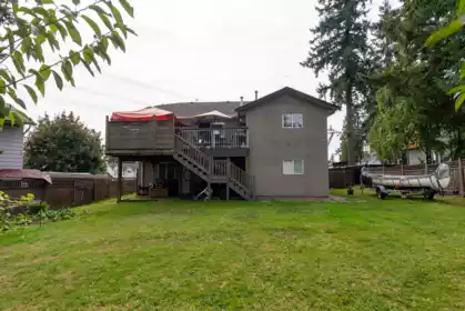 Front Yard Photo of 14075 110a Avenue, Surrey, BC