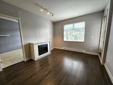 Kitchen Photo of 312 41105 Tantalus Road, Squamish, BC
