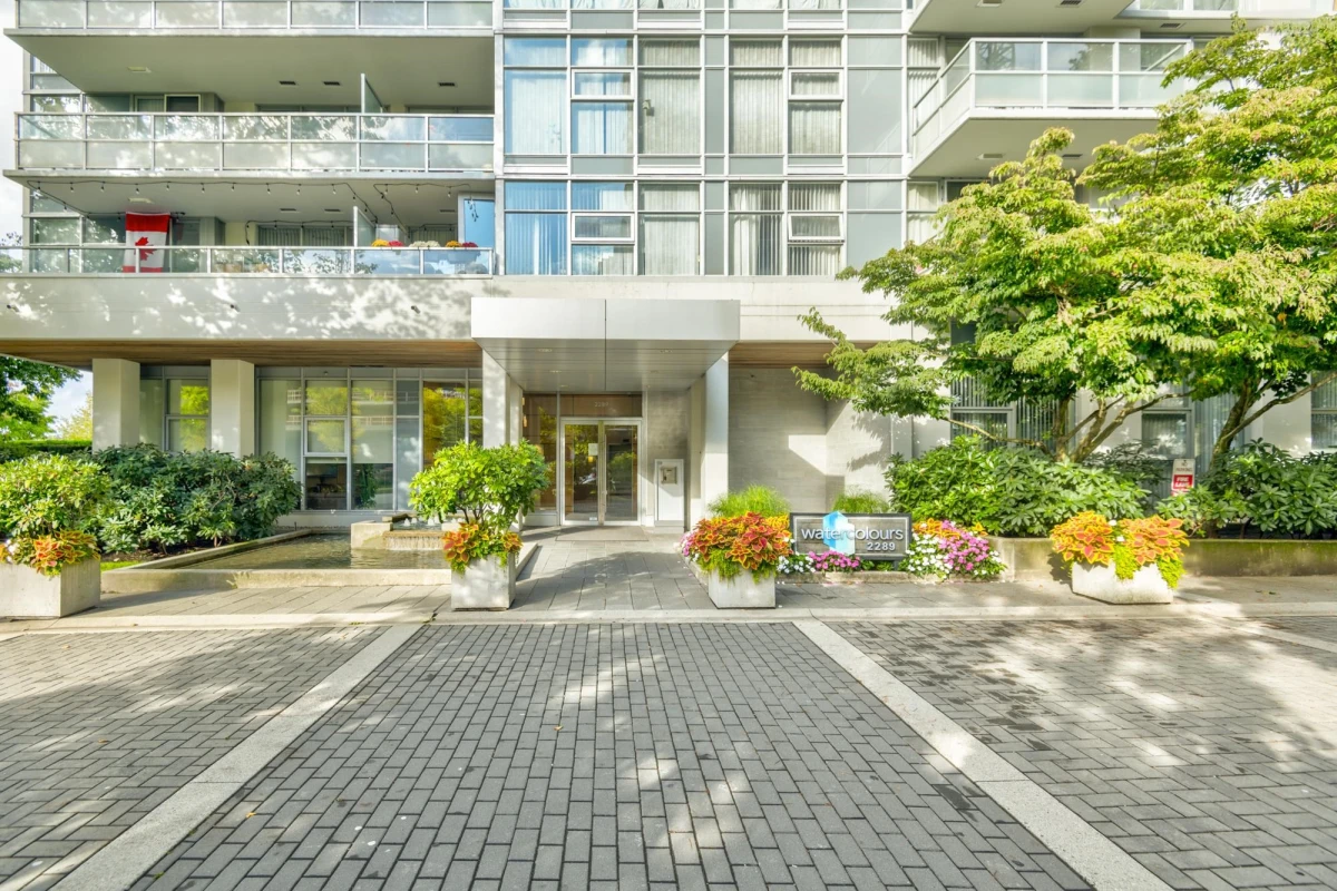 Living Room Photo of 3005 2289 Yukon Crescent, Burnaby, BC