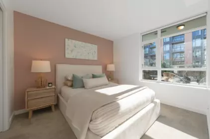 Laundry Room Photo of 374 2080 W Broadway, Vancouver, BC