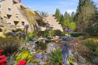 104 1500 Ostler Court, North Vancouver, BC, North Vancouver — Apartment/Condo for sale