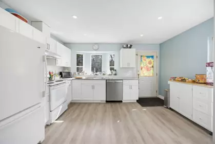 8836 142a Street, Surrey, BC, Surrey — Single Family Residence for sale