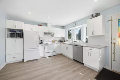 8836 142a Street, Surrey, BC, Surrey — Single Family Residence for sale