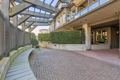 Outdoor Patio Photo of 207 116 W 23rd Street, North Vancouver, BC