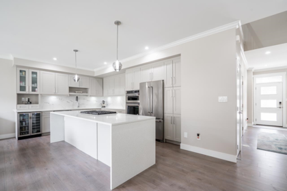 Breakfast Nook Photo of 2 17033 Fraser Highway, Surrey, BC