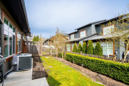 Garden / Landscaping Photo of 2 17033 Fraser Highway, Surrey, BC