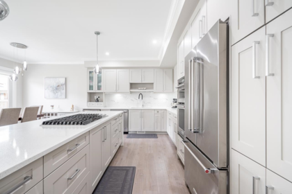 Pantry Photo of 2 17033 Fraser Highway, Surrey, BC