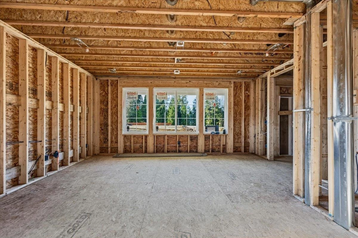 Family Room Photo of 33189 Pinchbeck Avenue, Mission, BC
