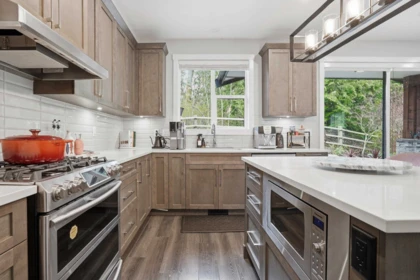 Kitchen Photo of 22 3618 150 Street, Surrey, BC