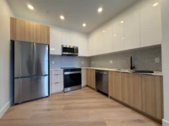 622 20769 Fraser Highway, Langley, BC