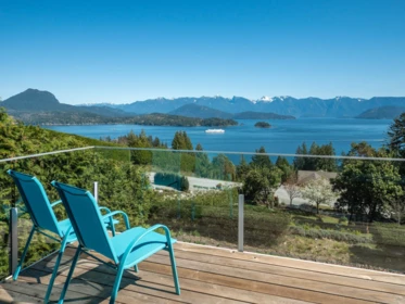 1213 St. Andrews Road, Gibsons, BC, Gibsons — Single Family Residence for sale
