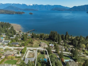 Hot Tub / Spa Photo of 1213 St. Andrews Road, Gibsons, BC