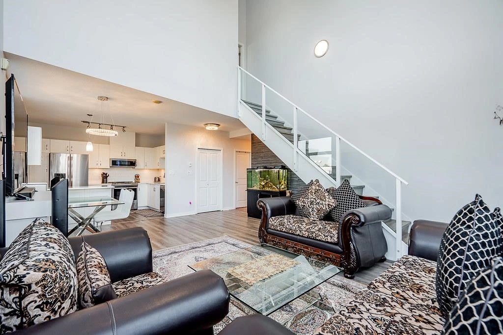 Dining Area Photo of 304 2225 Holdom Avenue, Burnaby, BC