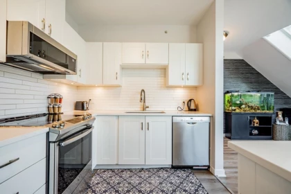 Primary Bedroom Photo of 304 2225 Holdom Avenue, Burnaby, BC