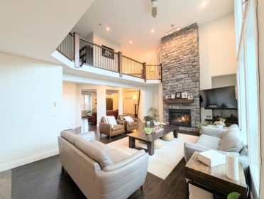 Breakfast Nook Photo of 43350 Hillkeep Place, Chilliwack, BC