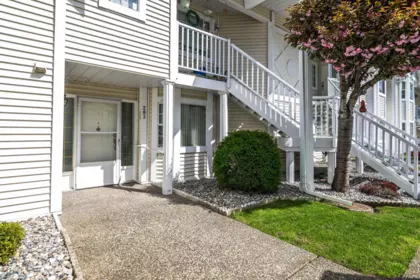 203 9109 154 Street, Surrey, BC, Surrey — Townhouse for sale