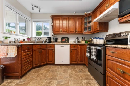 Guest Bathroom Photo of 139 6001 Promontory Road, Chilliwack, BC