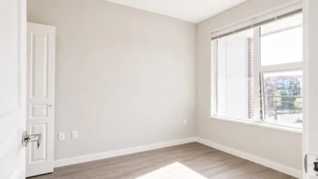 Walk-In Closet Photo of 322 9311 Alexandra Road, Richmond, BC