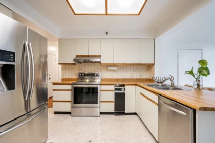 Loft / Bonus Room Photo of 1440 Mountain Highway, North Vancouver, BC