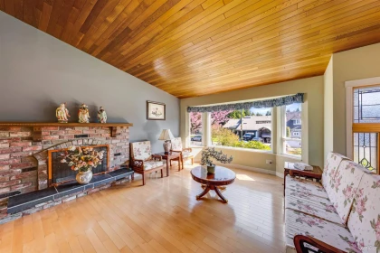 Mudroom Photo of 11761 Cascade Drive, Delta, BC