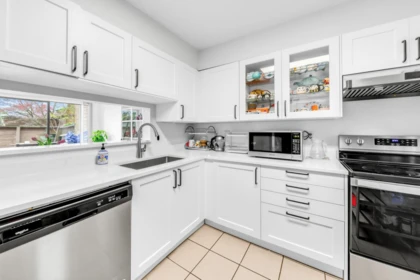 Kitchen Island Photo of 406 10620 150 Street, Surrey, BC