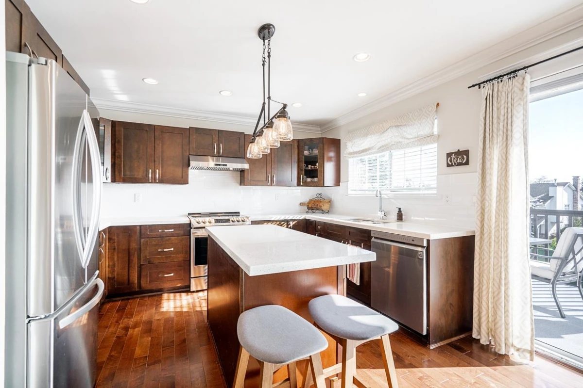 Dining Area Photo of 6031 189a Street, Surrey, BC