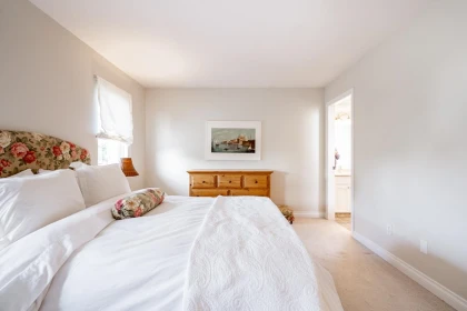 Walk-In Closet Photo of 6031 189a Street, Surrey, BC