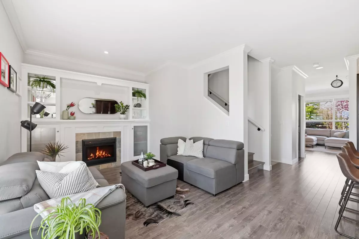 Dining Area Photo of 82 7780 170 Street, Surrey, BC